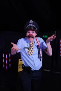 Photo of Sydney based actress Pamela Pilawa performing a family friendly theatre multilingual show