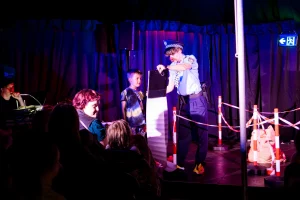 Photo of Sydney based actress Pamela Pilawa performing a family friendly theatre multilingual show
