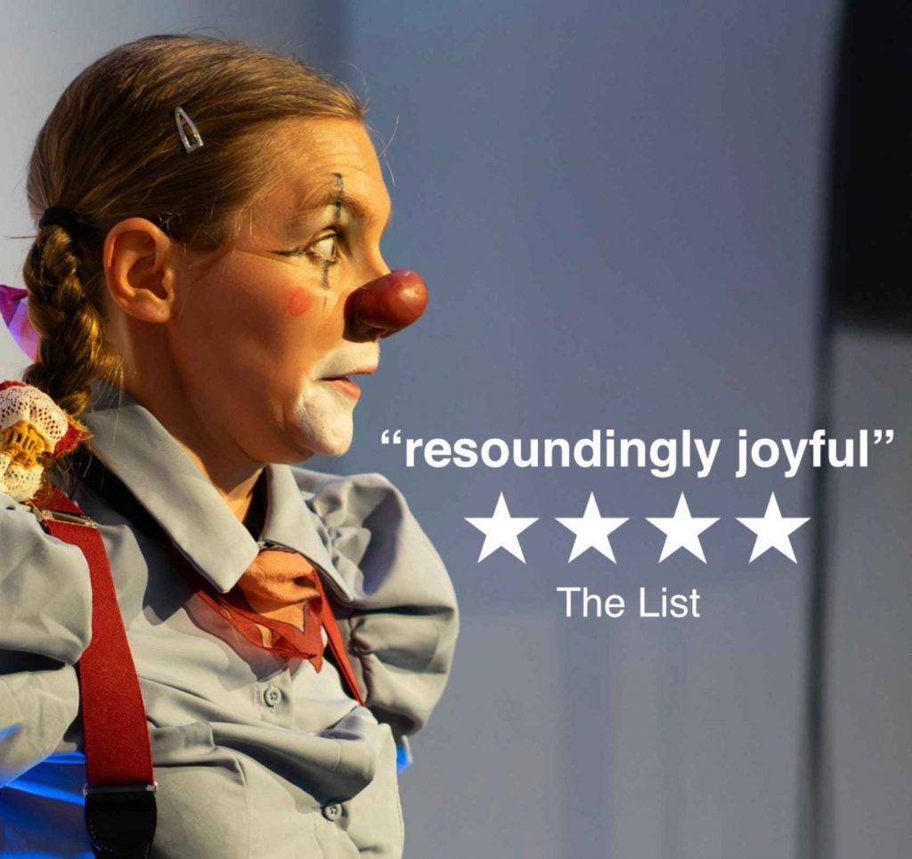 The List review photo of Sydney based actress Pamela Pilawa performing a family friendly multilingual show in Sydney