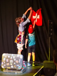 Photo of Sydney based actress Pamela Pilawa performing a family friendly theatre multilingual show in Sydney Fringe Festival