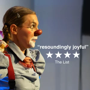 Photo of Sydney based actress Pamela Pilawa performing a family friendly theatre multilingual show in Sydney Fringe Festival